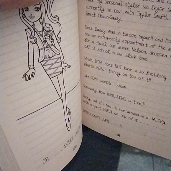 Dork Diaries : Tales from a NOT-SO- Dorky Drama Queen book - Picture 3 of 5